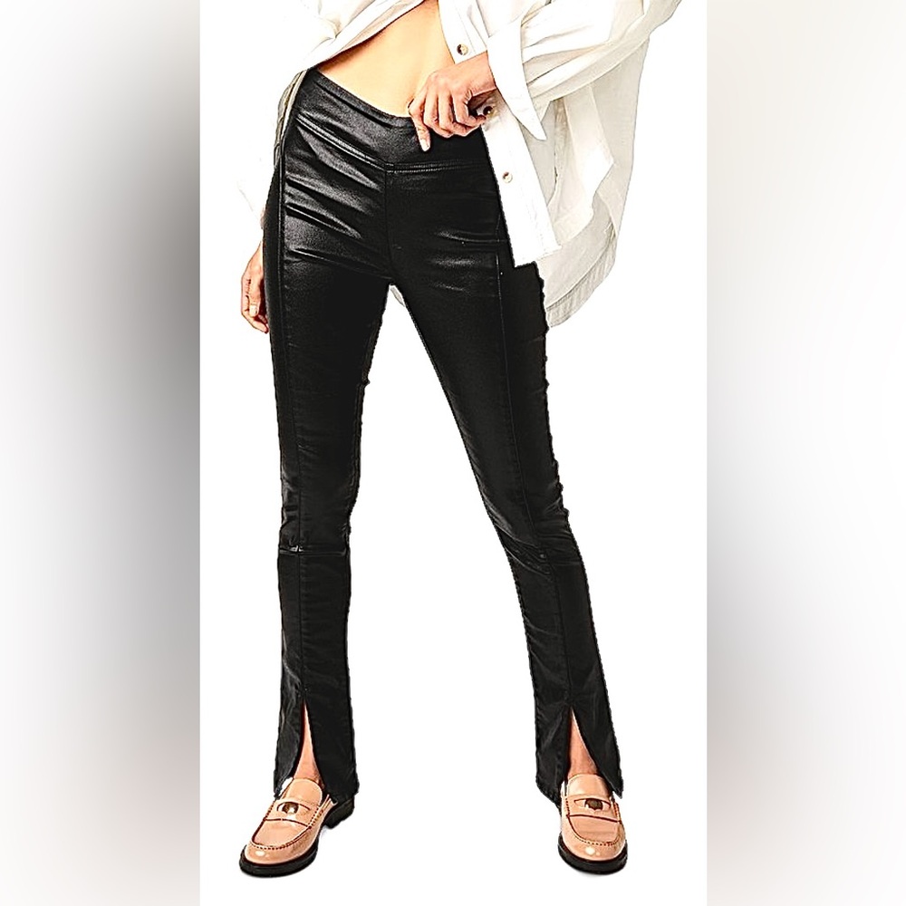 Free People Double Dutch
New
Leather Pants